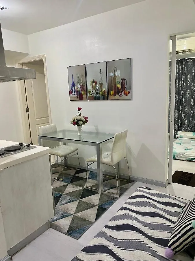 Azure Sm/City View 2 Bedrooms مانيلا